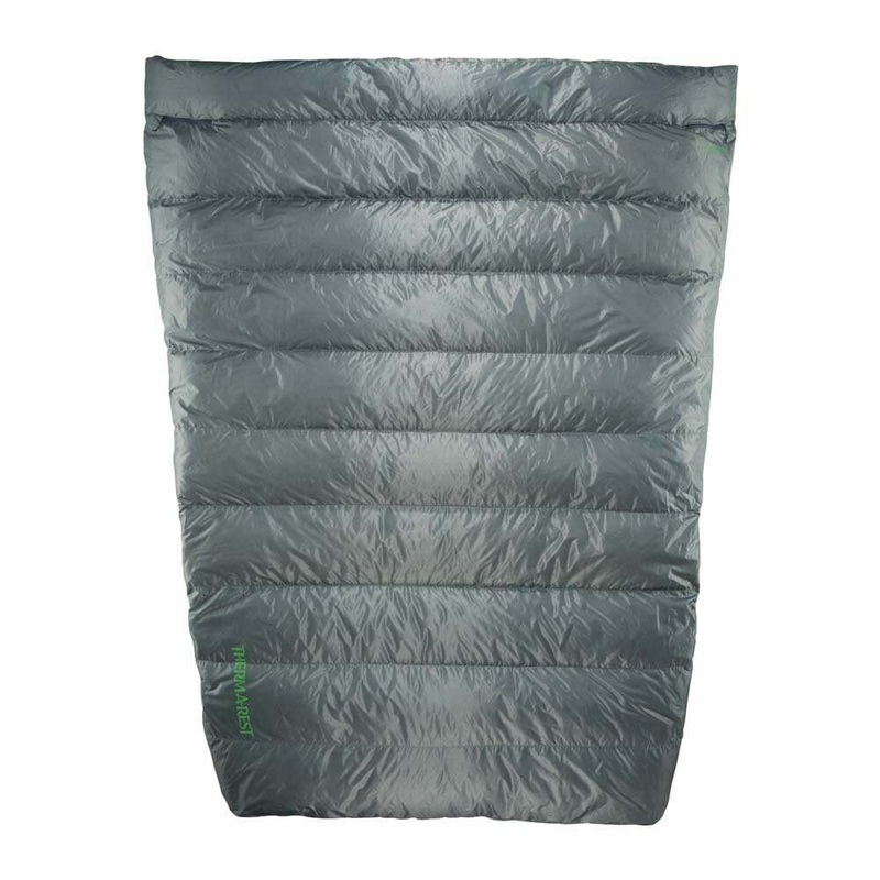 Vela 32 Double Down Quilt