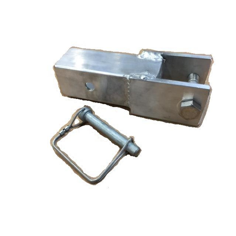 Cart pulling connector