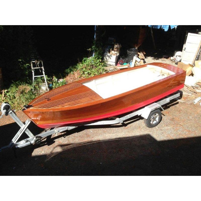 Lightweight Boat Trailer 2100 pound capacity trailer for boats up to 20′