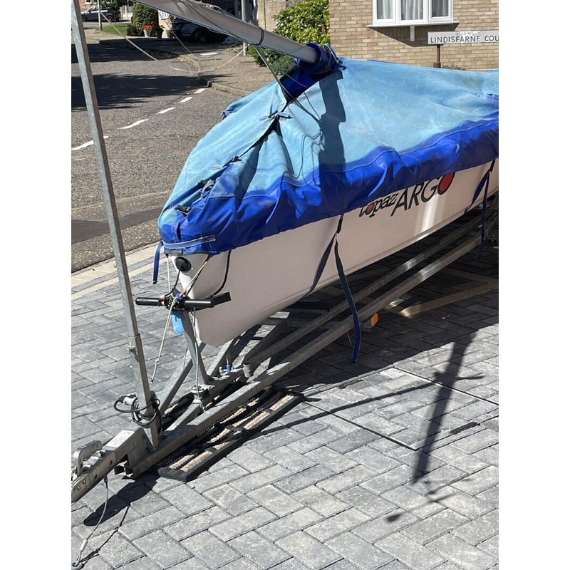Topaz Argo Deck Cover – Mast up