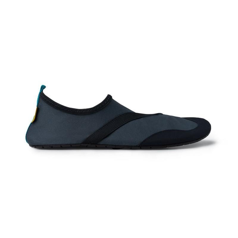 Dm Merchandising Inc Men’s Fit Kicks 3 Classic – Charcoal