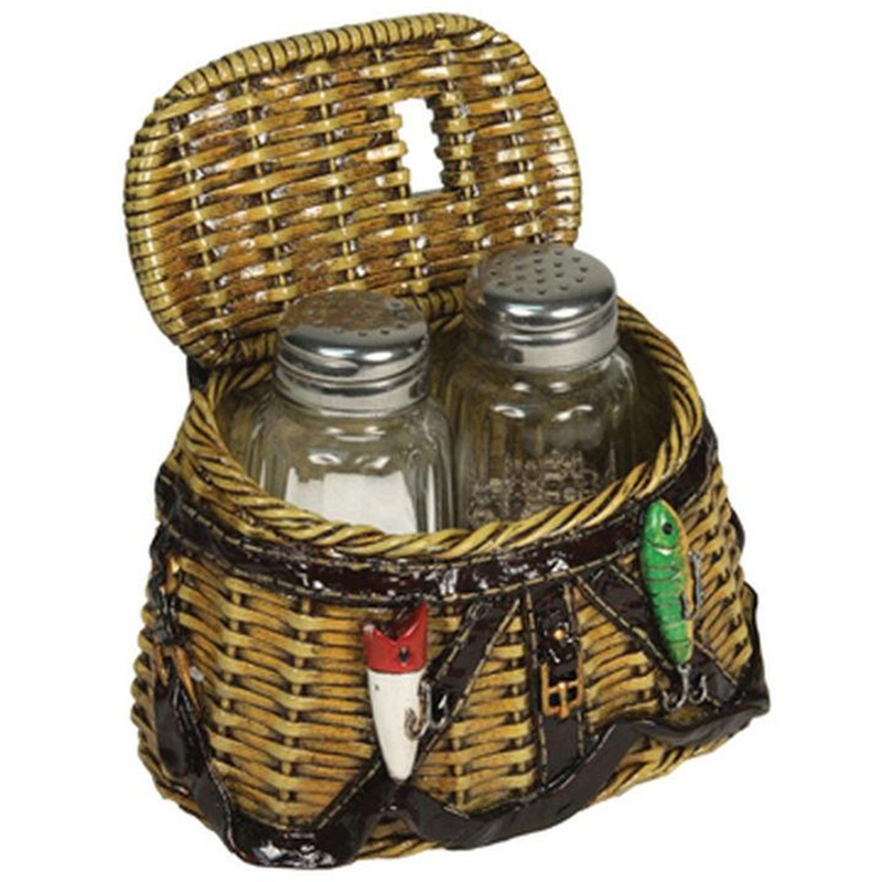 Rivers Edge Products Fishing Creel Salt and Pepper Shakers